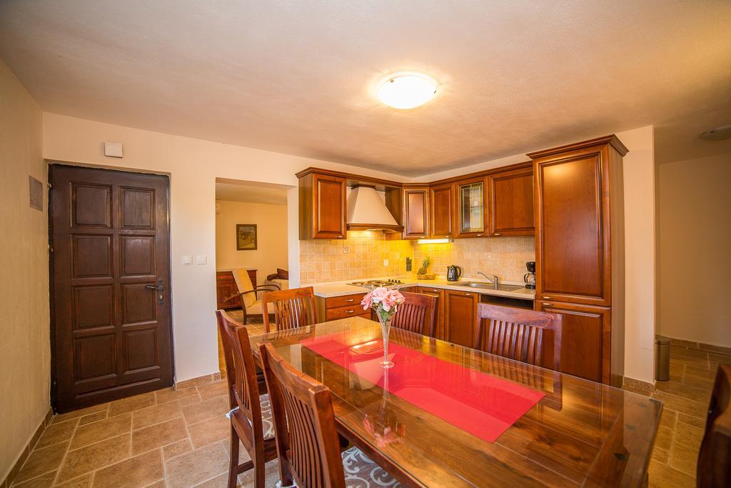 Apartments Maja Dugi Rat Luaran gambar